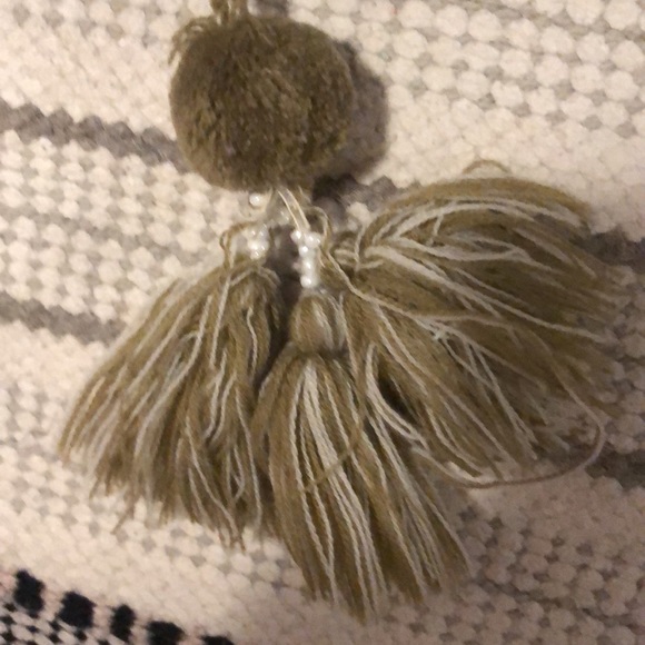 Purse w/ Beautiful Aztec strap - Picture 3 of 6